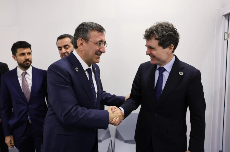 Cumhurbaşkanı Yardımcısı Yılmaz, Romanya Cumhurbaşkanı Dan’la görüştü