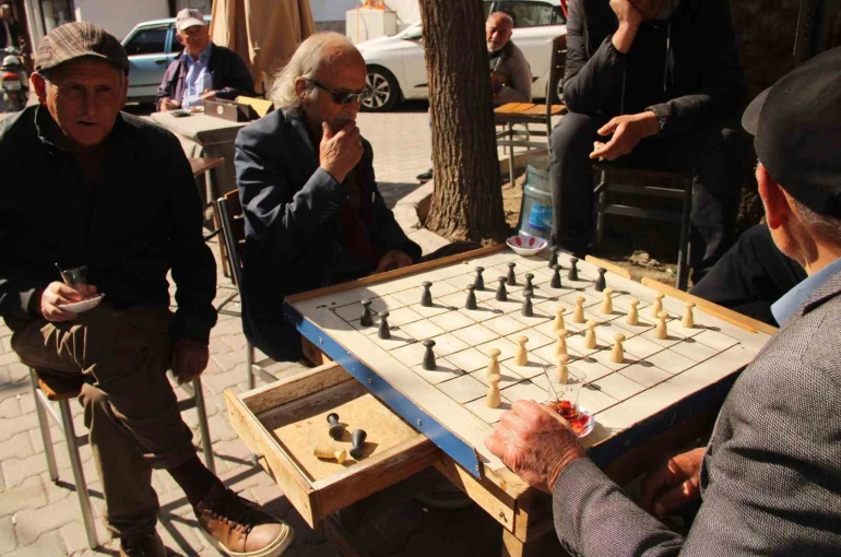 Dama tutkusu teknolojiye direniyor