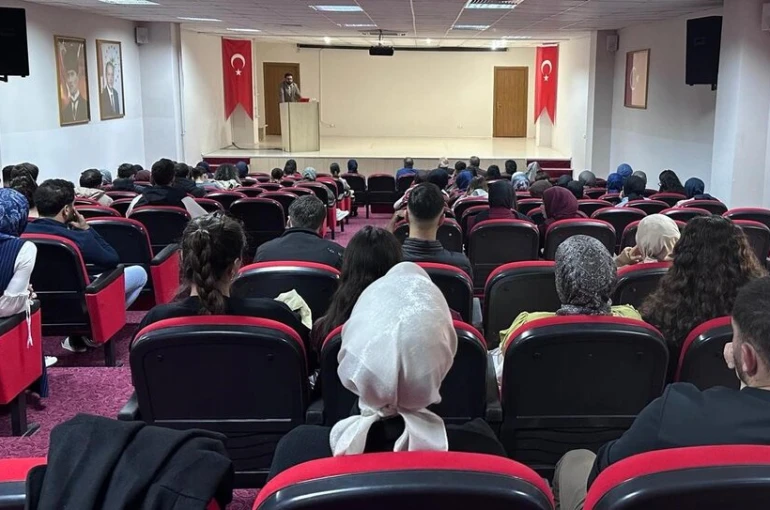 "Damgalanma ve Ruh Sağlığı" söyleşisi gerçekleştirildi