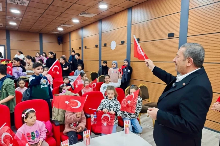 Darende’de çocuklar için "Çocuk Sinema Günleri" başladı