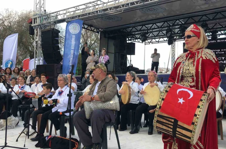 Datça’da 7. Badem Çiçeği Festivali coşkuyla başladı