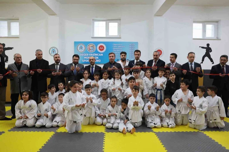 Değer Erzincan Müftülük Spor Kulübü hizmete açıldı