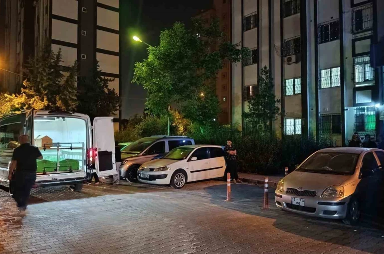 Dehşetin yeni detayları ortaya çıktı: Kapıyı kızının sesiyle açtırdı