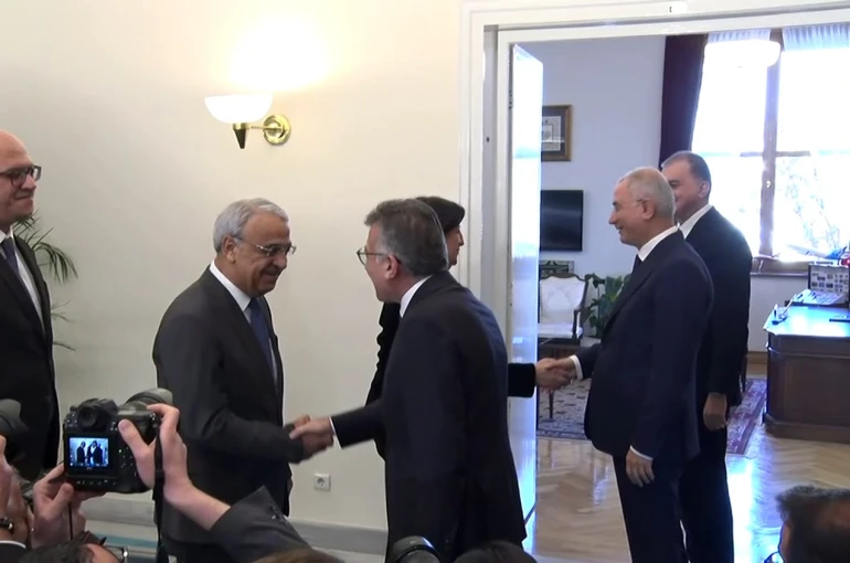 DEM Parti AK Parti’yi ziyaret etti 