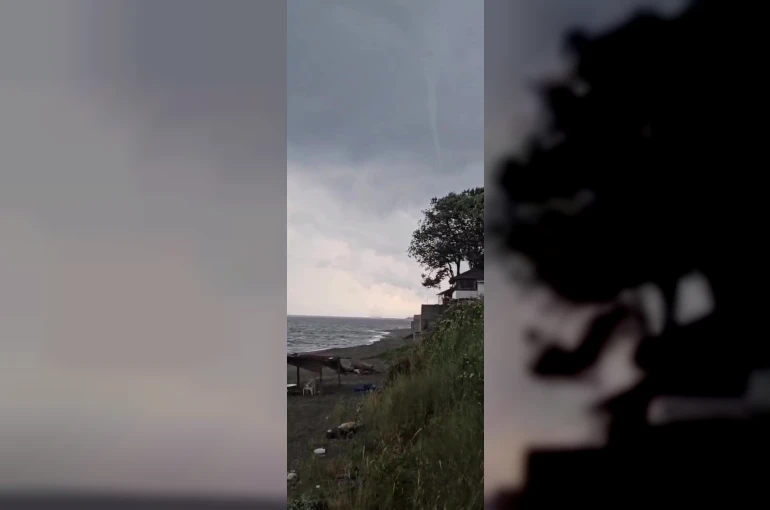 Denizden yükselen hortum korku dolu anlar yaşattı