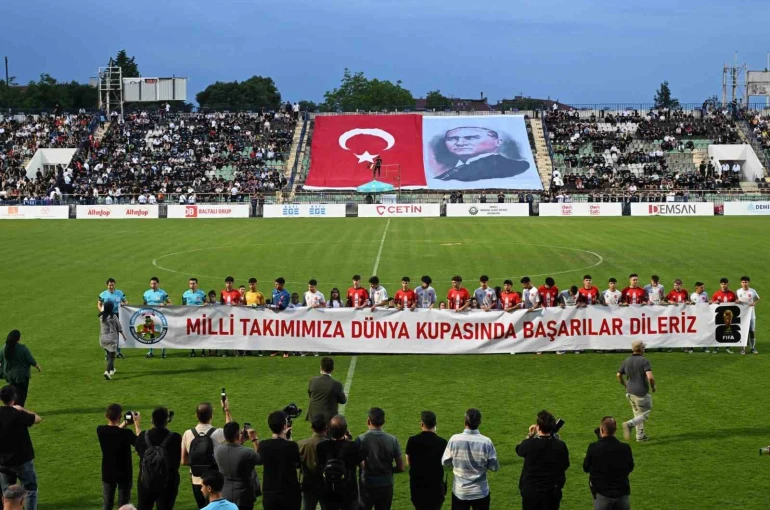 Denizli’de ‘Mahallemde Maç Var’ turnuvası coşkulu finalle sona erdi