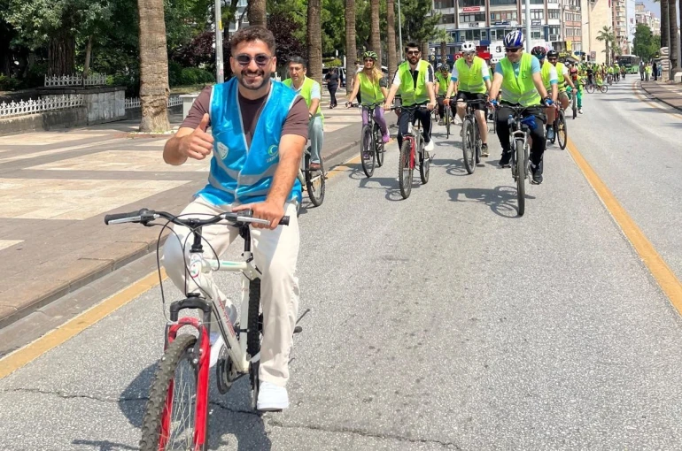 Denizli’de pedallar sağlıklı yaşam için çevrildi