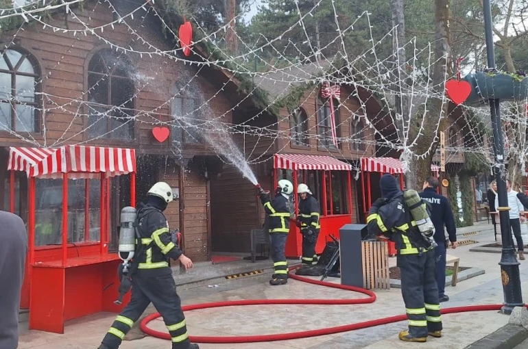 Depo olarak kullanılan kulübede yangın