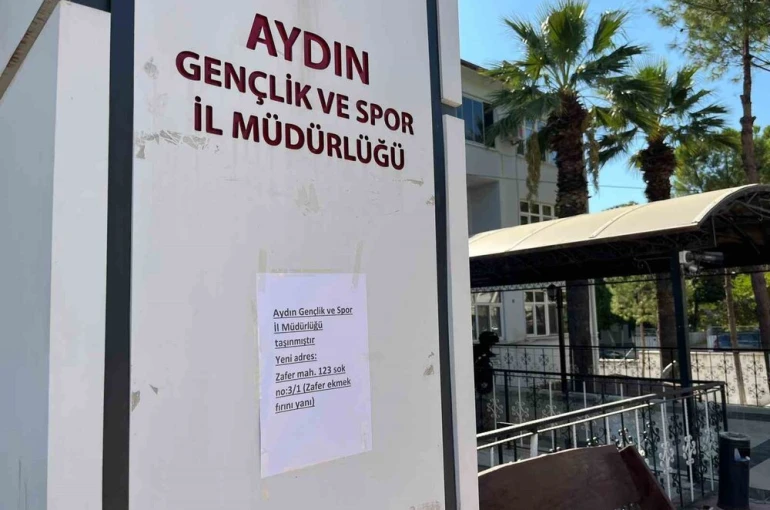Deprem riski nedeniyle müdürlük binası tahliye edildi