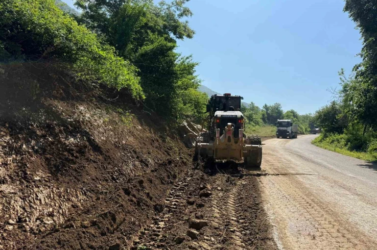 Derdin Köyü’nde beton kanal çalışması