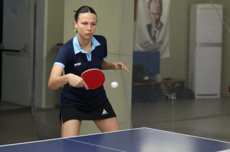 Dereceye giren sporcular, ödüllerine kavuştu