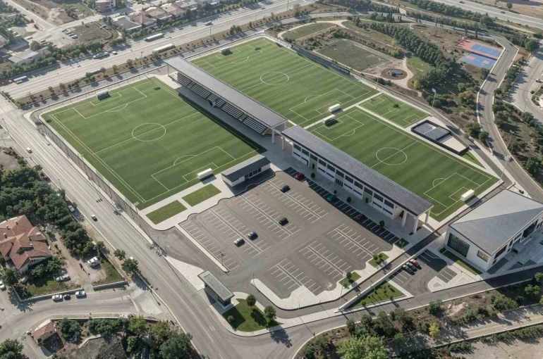 Derince’ye yeni spor kompleksi kazandırılacak