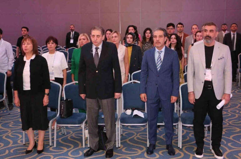 Dermatologlar Diyarbakır’da bir araya geldi