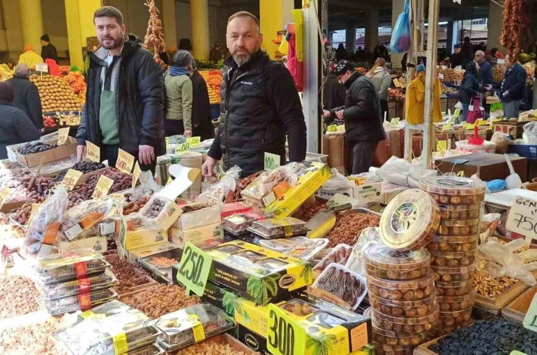 Devrek pazarında Ramazan ayı hareketliliği