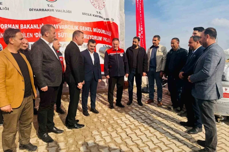 Dicle’de çiftçilere yüzde 75 hibeli 7 adet süt soğutma tankı dağıtıldı