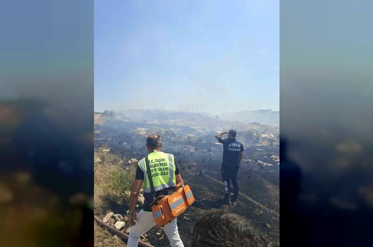 Didim Belediyesi’nden arazi yangınına ’tanker’ desteği