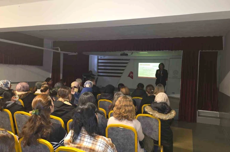 ’Dijital Tehditlere Karşı Bilinçlenme Semineri’ düzenlendi