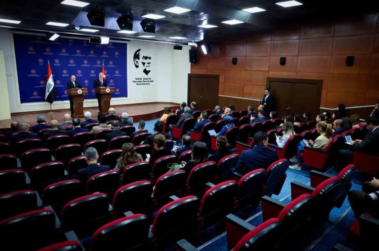 Dışişleri Bakanı Fidan: "Irak-Türkiye petrol boru hattından yeniden petrol sevkiyatına başlanması memnuniyet verici bir gelişme"