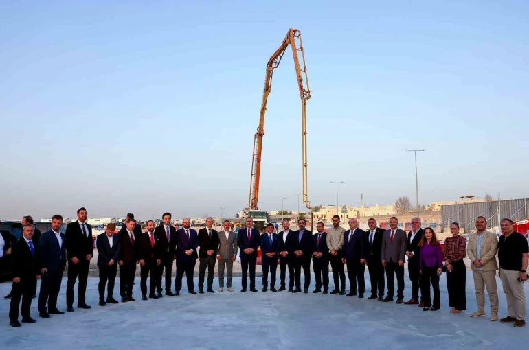 Dışişleri Bakanı Fidan, Katar Türk Okulu’nun inşaatını ziyaret etti 