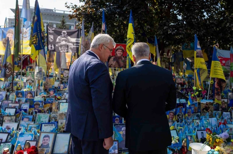 Dışişleri Bakanı Fidan, Kiev’de anma törenine katıldı