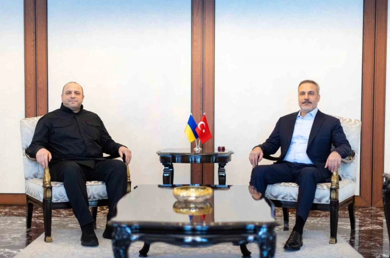 Dışişleri Bakanı Fidan, Ukrayna Milli Güvenlik ve Savunma Konseyi Sekreteri Umerov ile görüştü