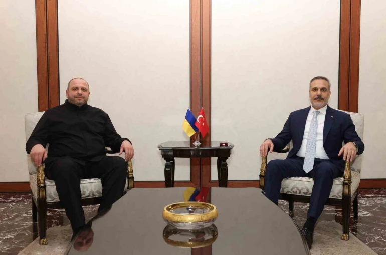 Dışişleri Bakanı Fidan, Ukrayna Ulusal Güvenlik ve Savunma Konseyi Sekreteri Umerov ile görüştü