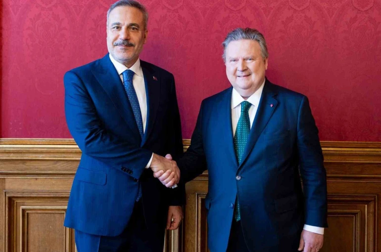 Dışişleri Bakanı Fidan, Viyana Eyalet Başbakanı Ludwig ile bir araya geldi 