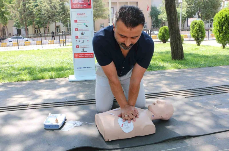 Diyarbakır’da ani kalp durmalarına karşı hayat kurtaran uygulama