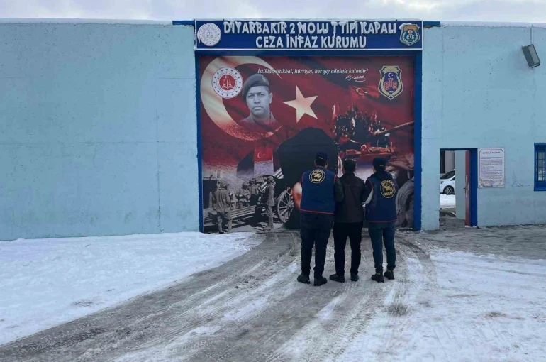 Diyarbakır’da aranan 67 şahıs yakalanarak tutuklandı