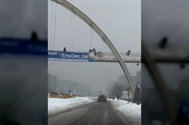 Diyarbakır’da çocukları darp eden şahıs gözaltına alındı