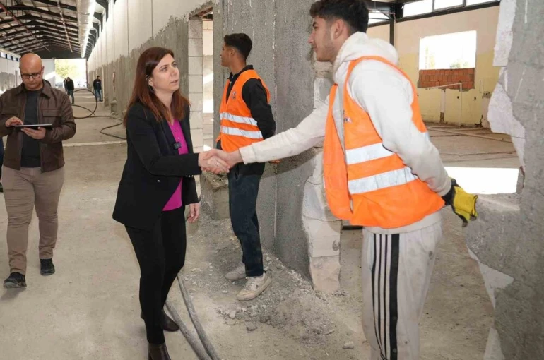 Diyarbakır’da halk ekmek fabrikasında çalışmalar sürüyor