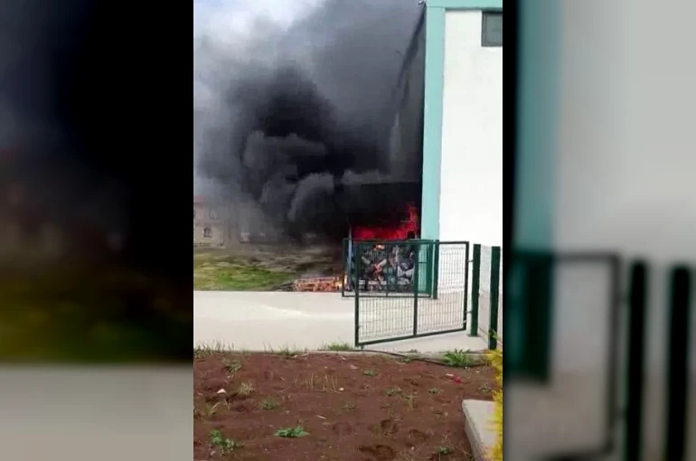 Diyarbakır’da korkutan yangın