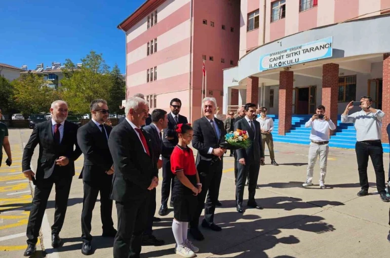 Diyarbakır’da öğrencinin mektuplu talebi yerine getirildi