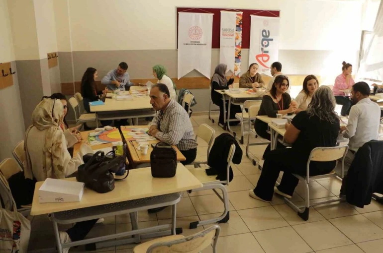Diyarbakır’da "Şiddetsiz İletişim Yoluyla Yolda Sanat" eğitimi