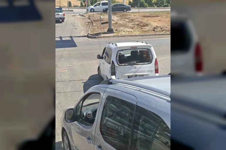 Diyarbakır’da trafik kazası: 2 yaralı