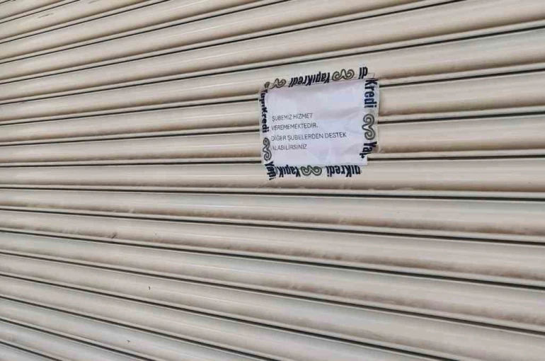 Diyarbakır’da Yapı Kredi Bankası Şubesi’ne silahlı saldırı