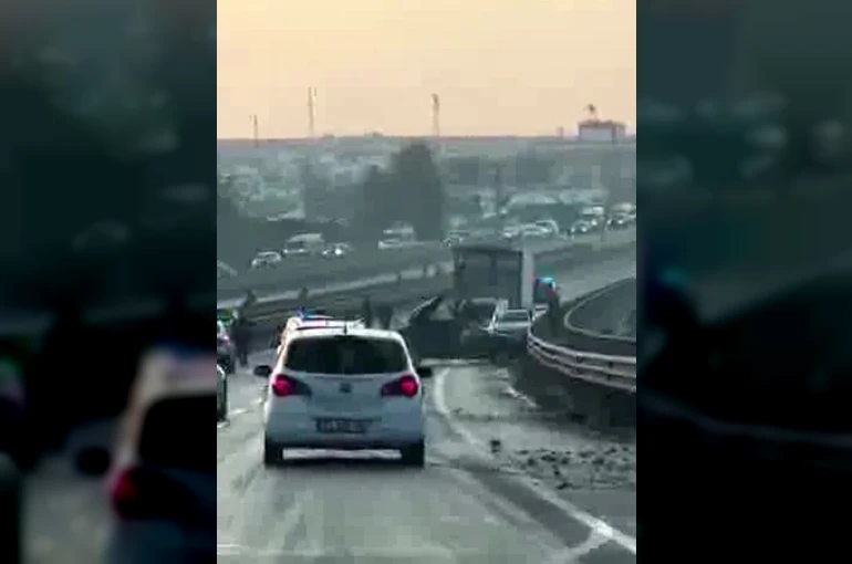 Diyarbakır’da zincirleme trafik kazası: 5 yaralı
