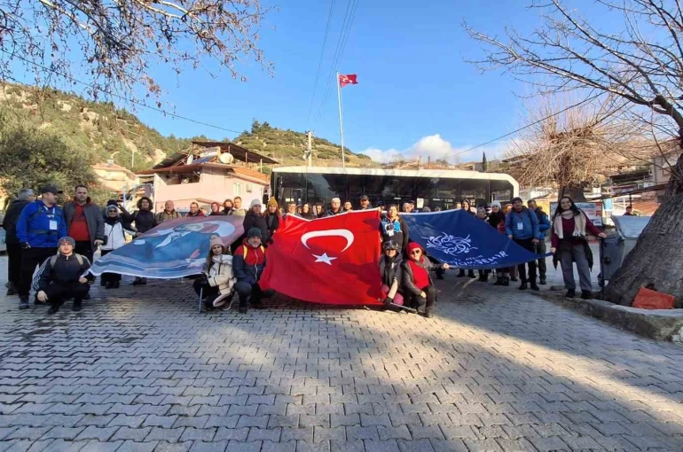 Doğaseverler, Buharkent’in güzellikleri keşfetti