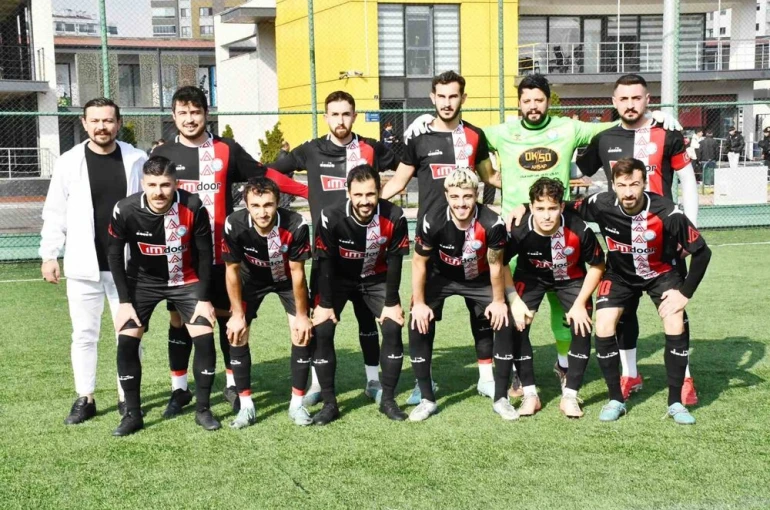 Döğerspor liderliğe yükseldi