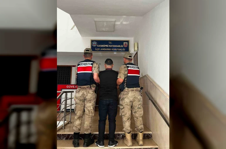 Dolandırıcılık suçundan aranan şahıs yakalandı 