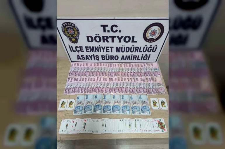 Dörtyol’da kumar oynayan 4 şahsa para cezası uygulandı