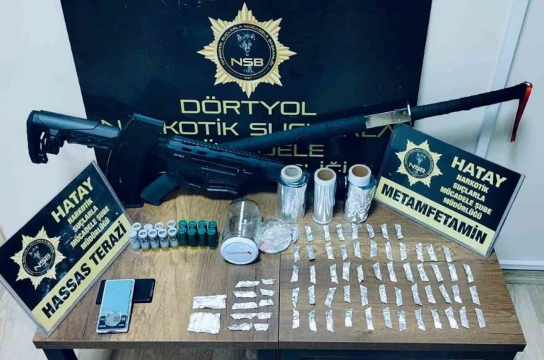 Dörtyol’da Uyuşturucu Operasyonu: 3 şüpheli tutuklandı