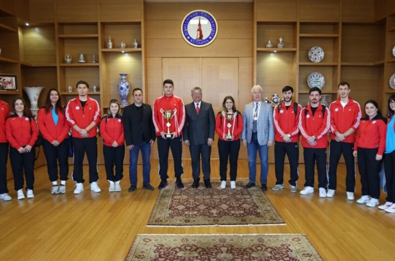 DPÜ Hentbol takımlarından Türkiye Şampiyonası’nda büyük başarı