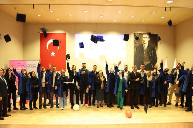 DPÜ’de "Aile Üniversitesi" ilk mezunlarını verdi