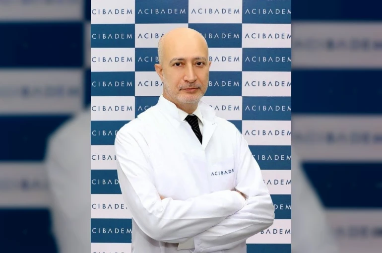 Dr. Öksüz: "Endoskopik sleeve gastroplasti, doğru hasta grubunda oldukça başarılı sonuçlar verir" 