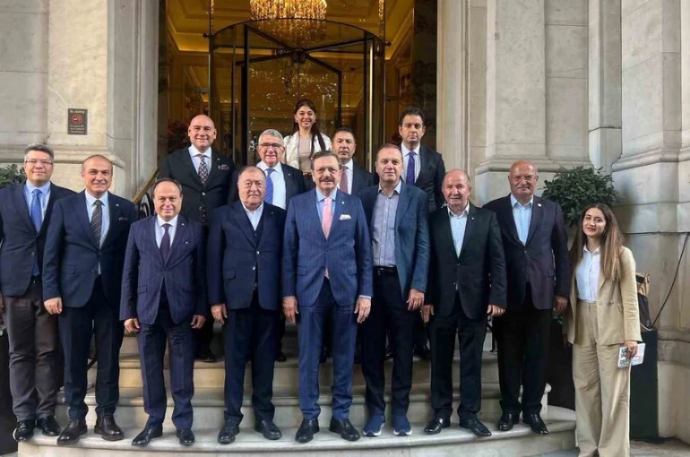 DTO Başkanı Erdoğan, Londra’da temaslarda bulundu