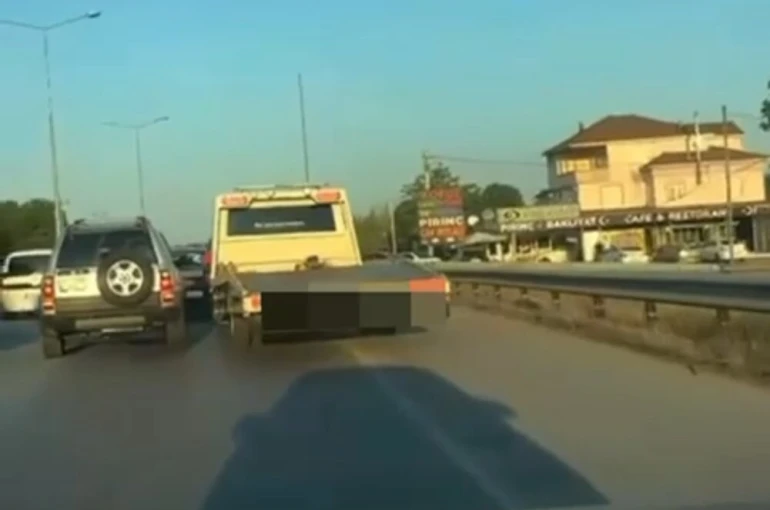 Düğün konvoyunda tehlike saçan çekici sürücüsüne 19 bin 527 TL para cezası