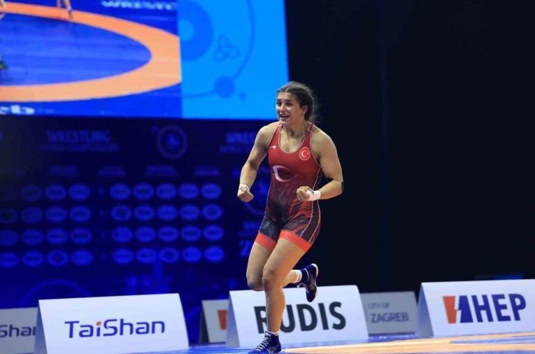 Dünya Güreş Şampiyonası’nda Nesrin Baş finalde