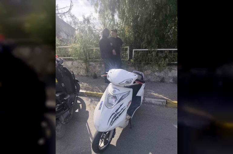 Dur ihtarına uymayıp kaçan motosikletli yayaya çarptı: 424 bin 500 bin TL ceza kesildi