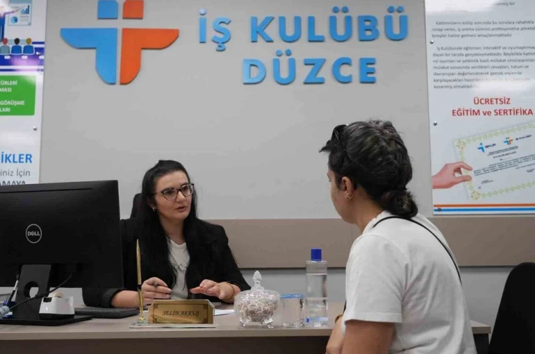 Düzce İş Kulübü, iş veren ile işçi arasında köprü oluyor